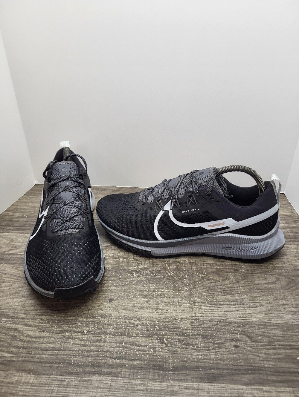 Nike React Pegasus Trail 4 Shoes Mens Size 8.5 Black Gray Trail Running Hiking